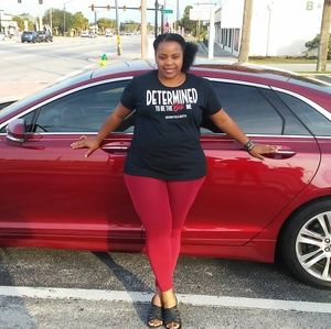 Meet your Posher, Carla